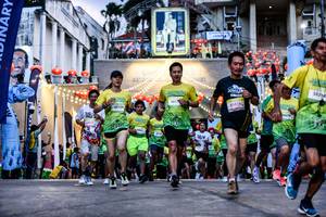 BIB: 65195, 5017, 50416, 20279, 50200
                            <button type="button" onclick="openModal(21897902)" class="btn btn-primary btn-sm float-right btn-popup" data-toggle="modal" data-target=".modal-high-quality">
                        <i class="fas fa-shopping-cart"></i> Add to Cart
                    </button>
                                            <button type="button" onclick="isThisMe(21897902, true)" class="btn btn-success btn-sm float-right btn-popup btn-isme hidden" data-toggle="tooltip" data-placement="bottom" title="นี่คือรูปของคุณใช่ไหม คลิกที่นี่เพื่อเอาเข้าอัลบั้ม">
                        <i class="fas fa-plus"></i> Add to album
                    </button>
                    <button type="button" onclick="isThisMe(21897902, false)" class="btn btn-warning btn-sm float-right btn-popup btn-isnotme hidden">
                        <i class="fas fa-ban"></i> Remove from album
                    </button>